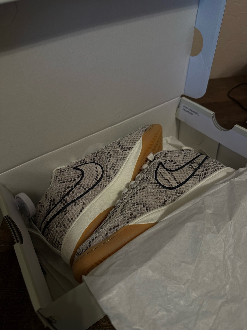 Nike Book Chapter One Python Size 4.5 - Picture 2 of 3